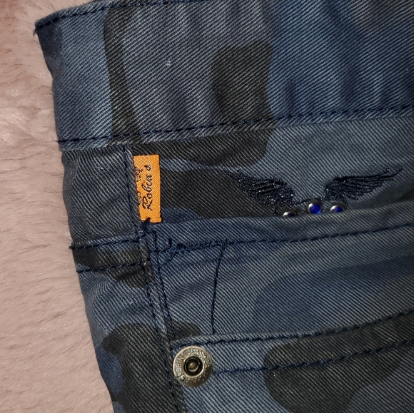 100%authentic Robin's camoufkage woman jeans - Picture 8 of 11